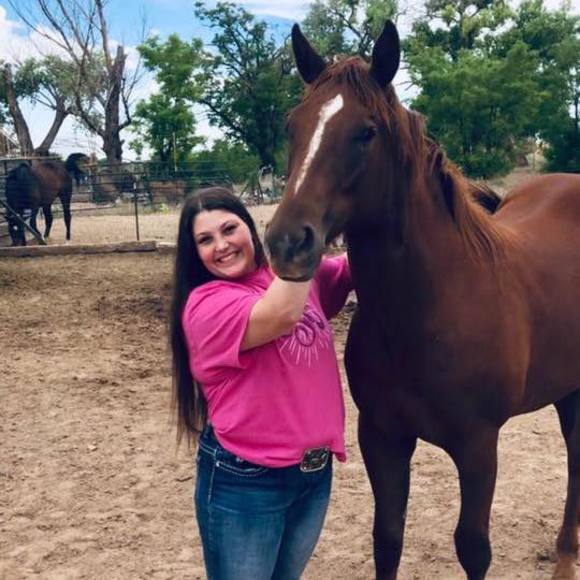 Meet your Posher, Hannah - Picture 1 of 1